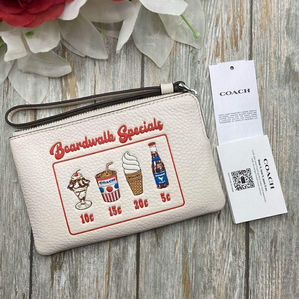 Corner Zip Wristlet With Boardwalk Graphic Wallet Bag Purse - Picture 5 of 6
